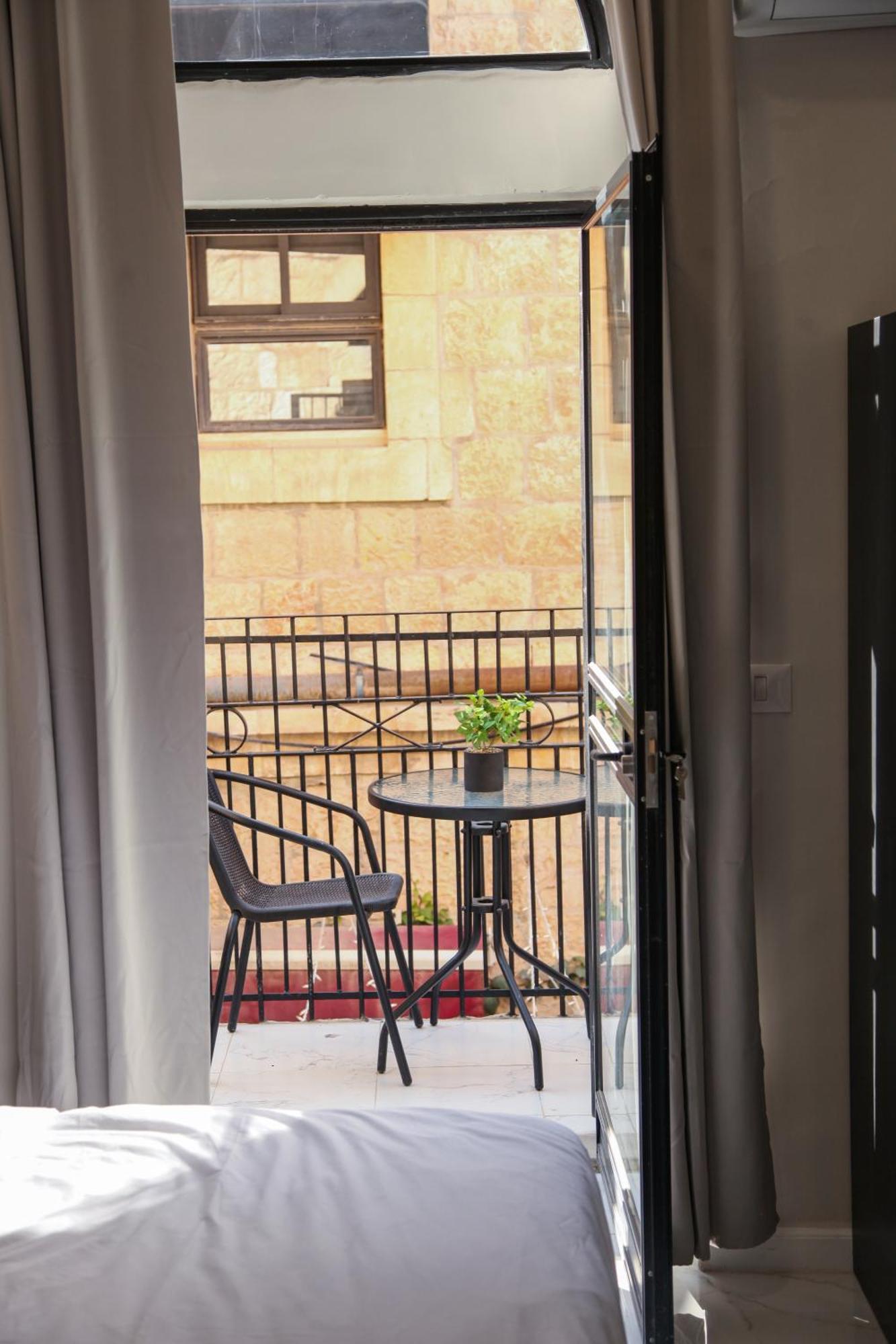 Habira Apartments Jerusalem Exterior photo
